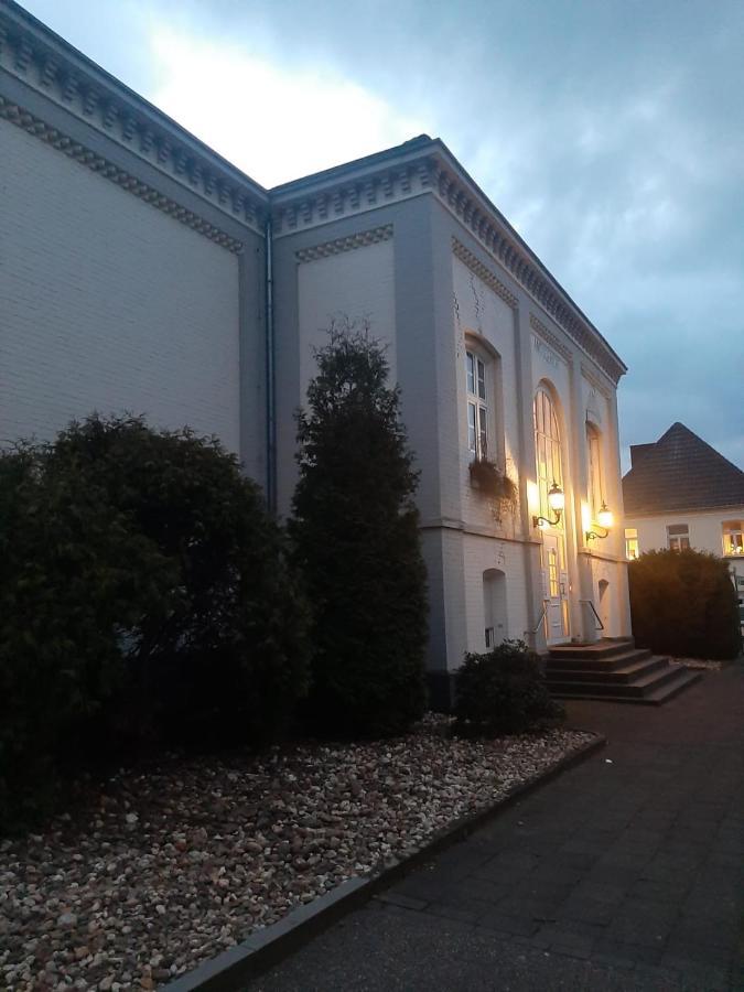 Wohnen im alten Amtsgericht im Herzen von Xanten Exterior foto